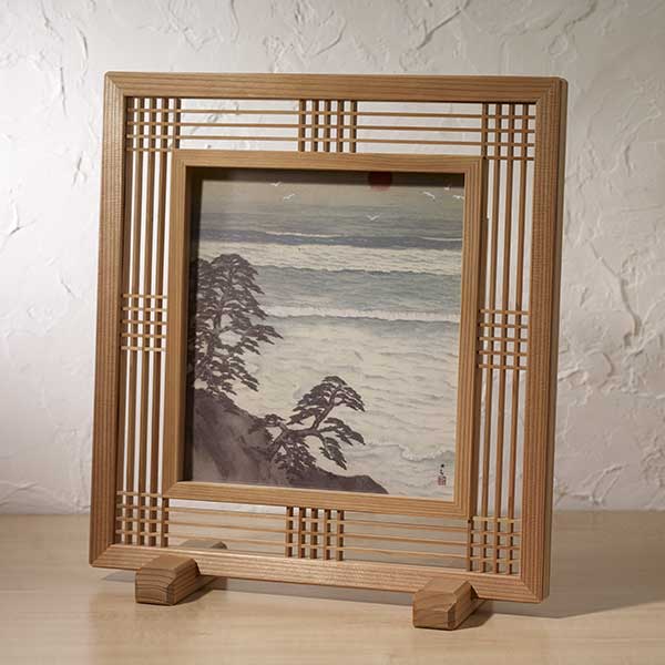 Artisanat kumiko　Cadre - motif de claire-voie, bois brut (sauf le dessin), avec plaque acrylique, Ｗ39×Ｈ41.5×Ｄ3cm